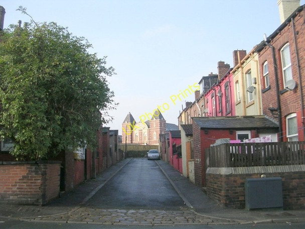 Photo 6"x4" Back Athlone Grove - Armley Armley c2008