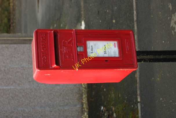 Photo 6"x4" Pendre postbox Builth Wells\/Llanfair-Ym-Muallt c2008