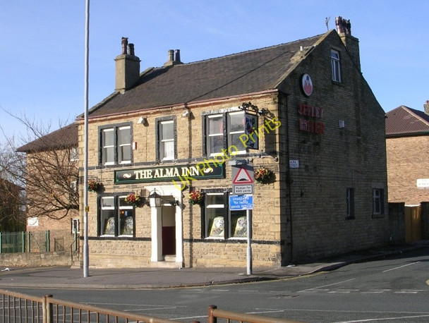 Photo 6"x4" The Alma Inn - Leeds Road, Windhill Shipley\/SE1437 c2008