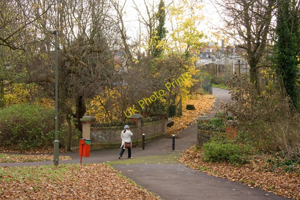 Photo 6"x4" Victoria Recreation Ground Barnet c2008