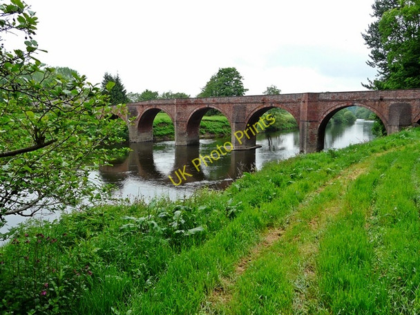 Photo 6"x4" Bredwardine Bridge Bredwardine c2008