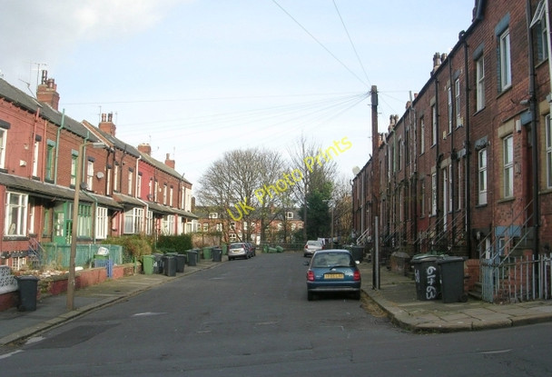 Photo 6"x4" Village Terrace - Stanmore Hill Burley\/SE2734 c2008