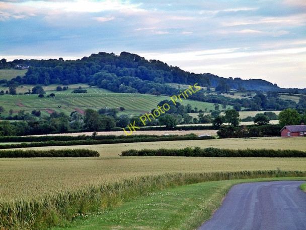 Photo 6"x4" Edge Hill from Burton Hill Farm Burton Dassett c2004