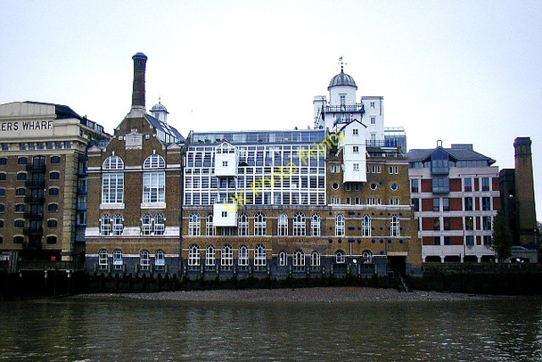 Photo 6"x4" The former Courage Brewery London c2008