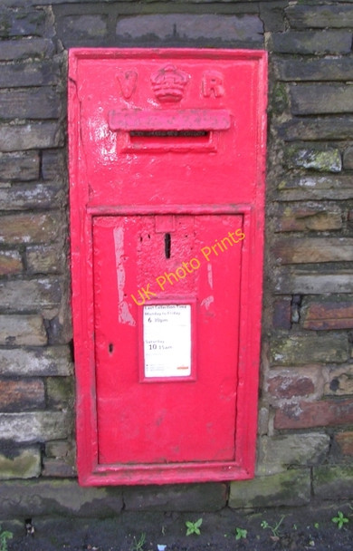 Photo 6"x4" Victorian Post Box - Holroyd Hill Bradford\/SE1632 c2008