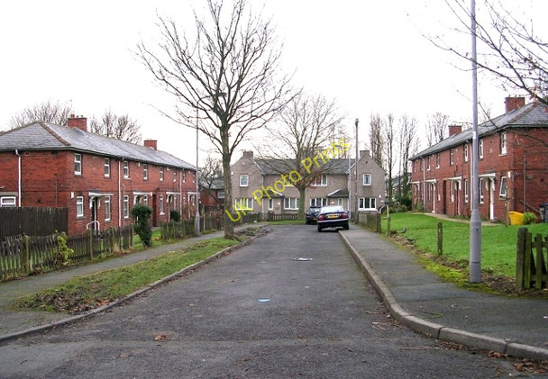 Photo 6"x4" Dixon Avenue - Birks Avenue Scholemoor c2008