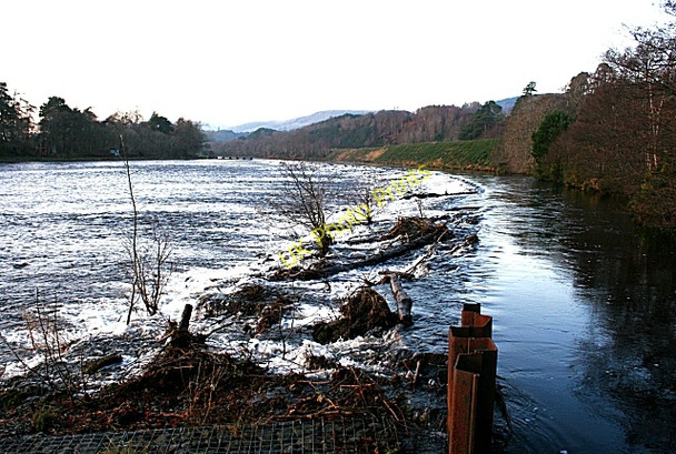 Photo 6"x4" Weir on the River Ness Inverness c2008