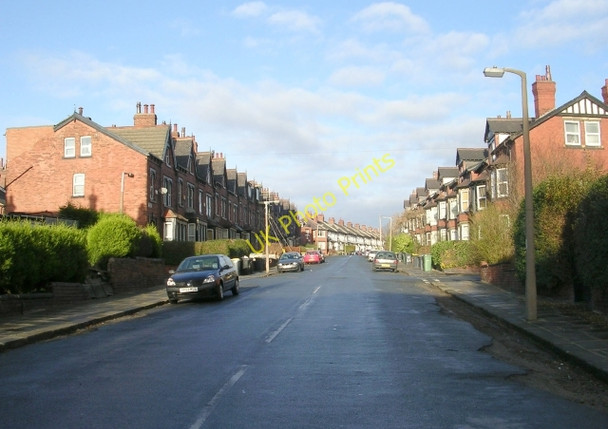 Photo 6"x4" Estcourt Avenue - Kirkstall Lane Burley\/SE2734 c2009