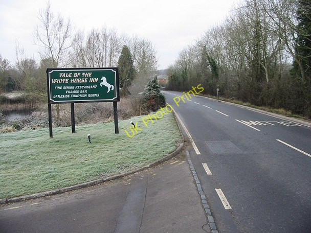 Photo 6"x4" View along Station Road, Minety Minety c2009
