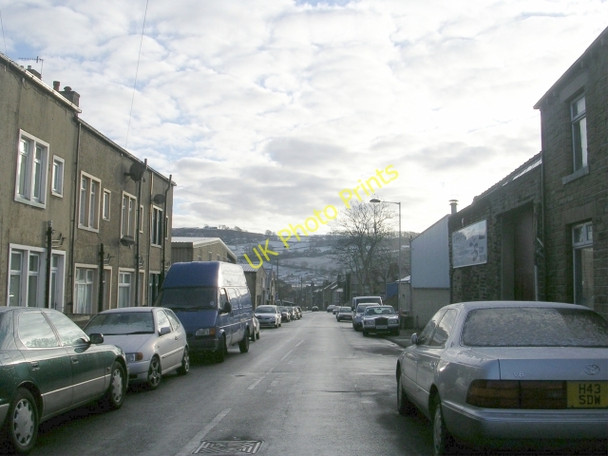 Photo 6"x4" Kensington Street - Oakworth Road Keighley c2009