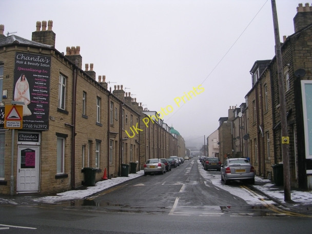 Photo 6"x4" Emily Street - Bradford Road Keighley c2009