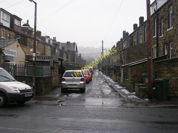 Photo 6"x4" Back Florist Street - Aireworth Road Keighley c2009
