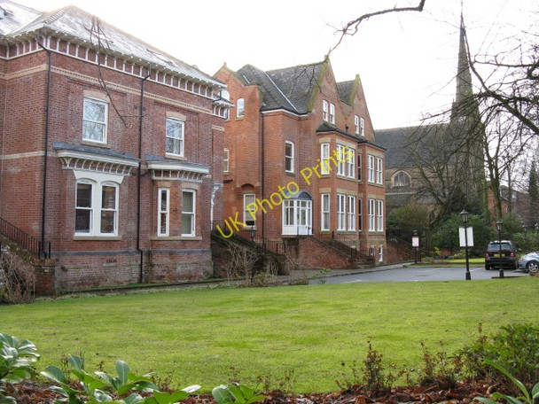 Photo 6"x4" Property on Heaton Moor Road, Heaton Chapel Stockport\/SJ8990 c2009