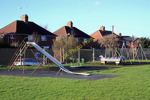 Photo 6"x4" Recreation Ground, Tunnel Hill Tunnel Hill\/SO8440 c2009