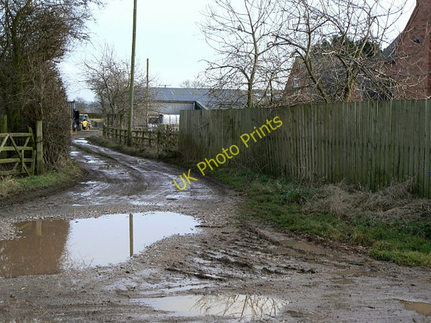Photo 6"x4" The entrance to Port Lane Farm Abbots Bromley c2009