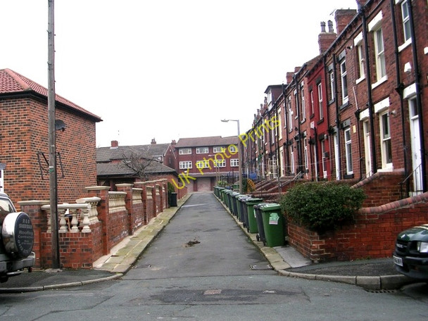 Photo 6"x4" Back Bentley Avenue - Bentley Mount Leeds\/SE3034 c2009