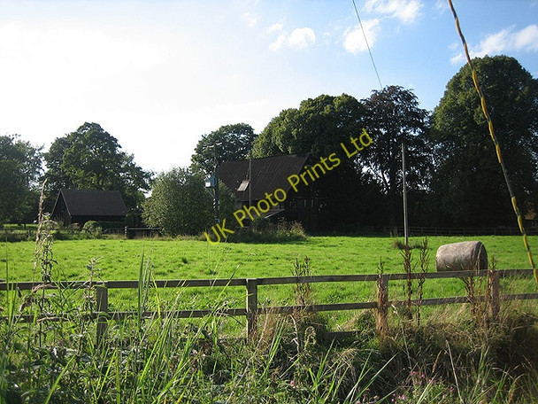 Photo 6"x4" More farm buildings at Rockland Manor Rockland St Peter c2007