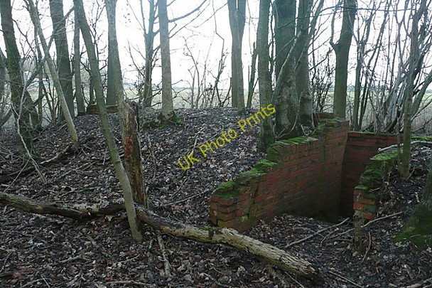 Photo 6"x4" Air raid shelter in Beech Wood Ashampstead c2009