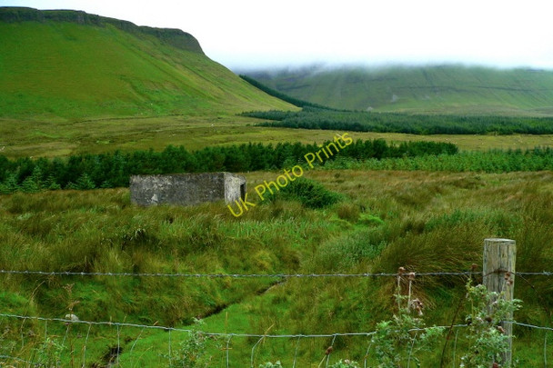 Photo 6"x4" Truskmore & Cliffs of Annacoona in mist Ballaghnatrillick c2005