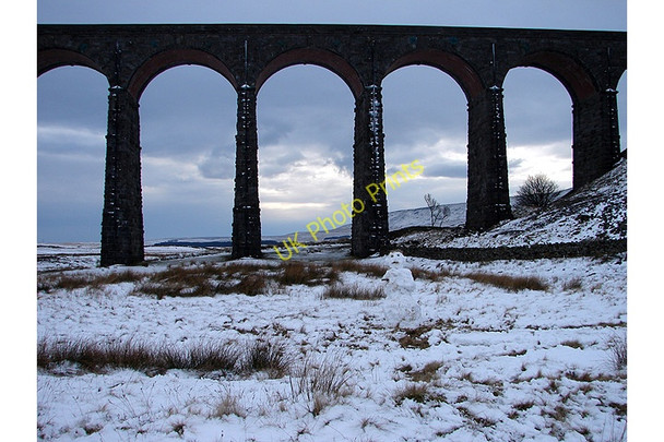 Photo 6"x4" Snowman at Ribblehead Ribble Head\/SD7779 c2009