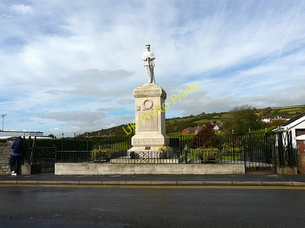 Photo 6"x4" Kidwelly war memorial Kidwelly\/Cydweli c2008