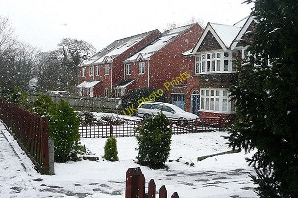 Photo 6"x4" Houses on Bath Road Reading c2009