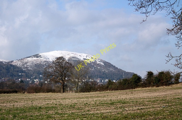 Photo 6"x4" Field of stubble Great Malvern c2009 P1