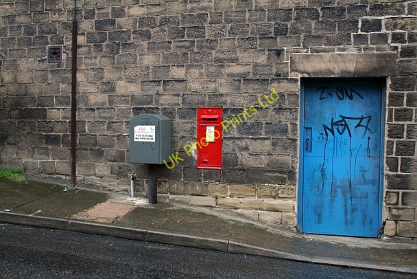 Photo 6"x4" Edward VII Letterbox. Farnley\/SE2532 c2007