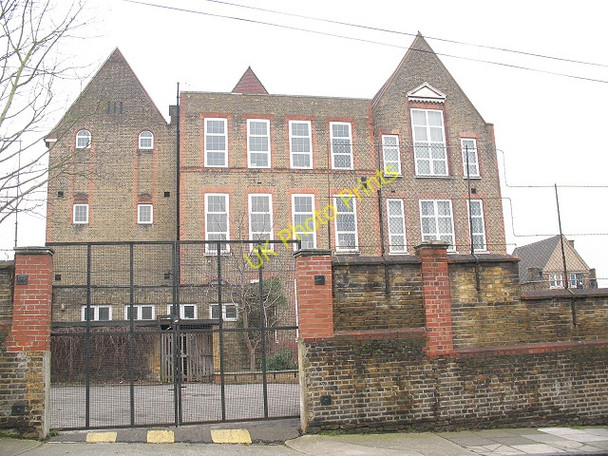 Photo 6"x4" Halstow Primary School, Greenwich Greenwich\/TQ3977 c2009