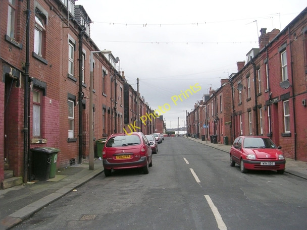 Photo 6"x4" Recreation Place - Crosby Road Beeston Hill c2009 P1