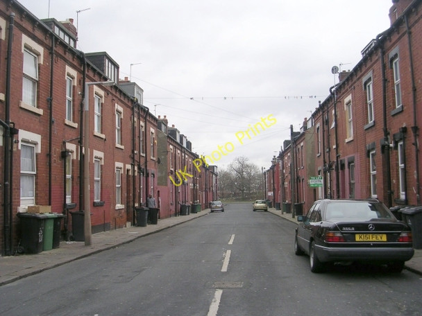 Photo 6"x4" Recreation View - Crosby Road Beeston Hill c2009