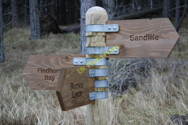 Photo 6"x4" Signpost at Shallowhead Junction. Findhorn c2009