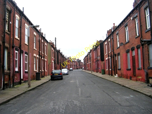 Photo 6"x4" Recreation Grove - Top Moor Side Beeston Hill c2009