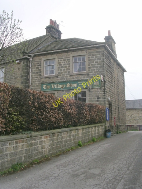 Photo 6"x4" The Village Shop & Post Office - The Avenue Harewood\/SE3245 c2009