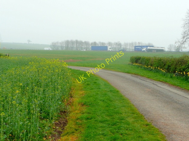Photo 6"x4" View to the M42 Austrey c2009