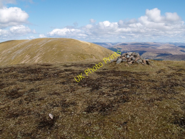 Photo 6"x4" Summit, Meall Coire Lochain Coire Odhar Beag\/NN2192 c2009