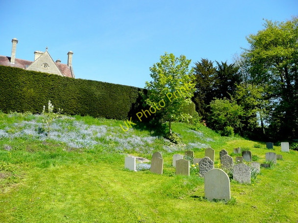 Photo 6"x4" St. Martin's church, Woolstone - churchyard Woolstone\/SO9630 c2009