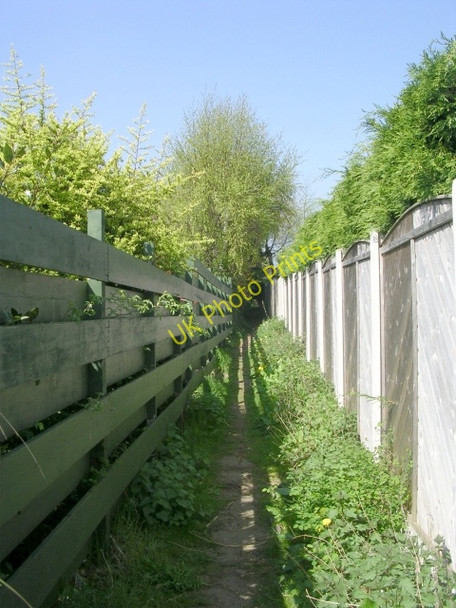 Photo 6"x4" Footpath - Eastfield Crescent Rothwell\/SE3428 c2009