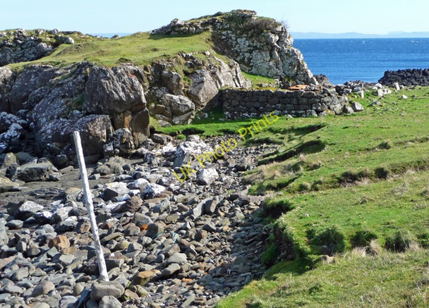 Photo 6"x4" Salmon bothy at Port Earlish Cul nan Cnoc c2009