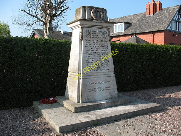 Photo 6"x4" War memorial, Brooks Lane, Middlewich Middlewich c2009