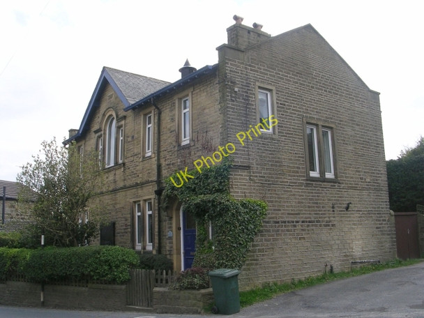 Photo 6"x4" The Old Library - Keighley Road Lower Town\/SE0334 c2009