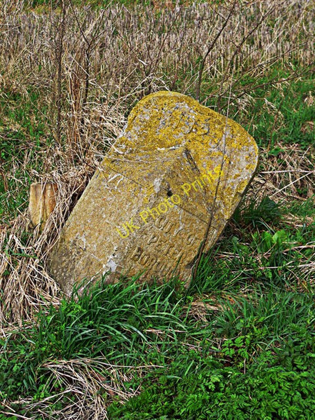 Photo 6"x4" Boundary Stone Werrington\/TF1603 c2006