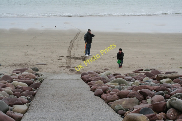 Photo 6"x4" Building sand castles Mallaranny c2009