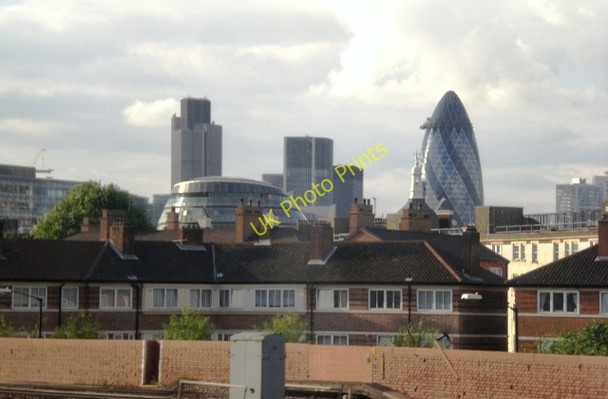 Photo 6"x4" The city skyline from the approach to London Bridge Railway Station SE1 London c2008