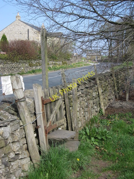 Photo 6"x4" Footpath sign and stile alongside the B6479 Horton in Ribblesdale c2009
