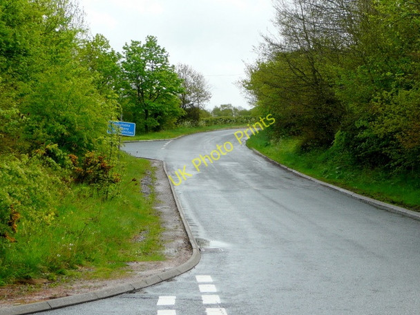 Photo 6"x4" Road to Budgett's Cross Wellington\/ST1420 c2009