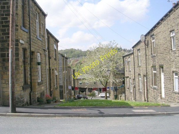 Photo 6"x4" Lord Street - Victoria Road Haworth c2009 P1