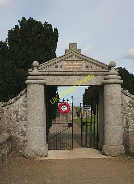 Photo 6"x4" Fetterangus Kirkyard Gate Fetterangus c2009