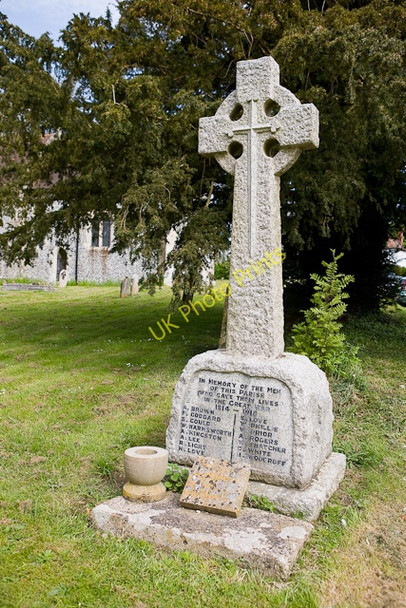 Photo 6"x4" War Memorial in churchyard of St Michael's North Waltham c2009