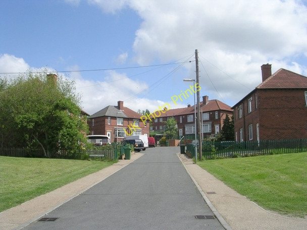 Photo 6"x4" Moorside Crescent - Moorside Avenue Heckmondwike c2009